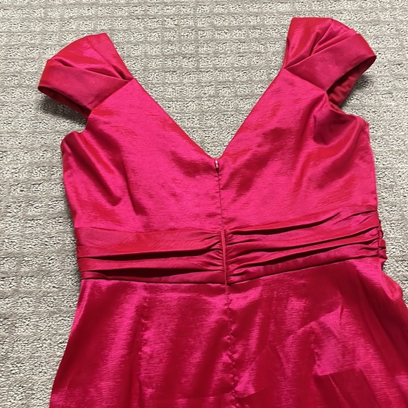 Badgley Mischka Hot Pink Cocktail Dress Size 12 - Picture 8 of 11